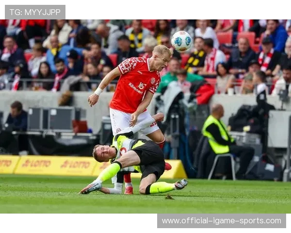 德甲多队重点强化定位球训练，战术执行更加严谨