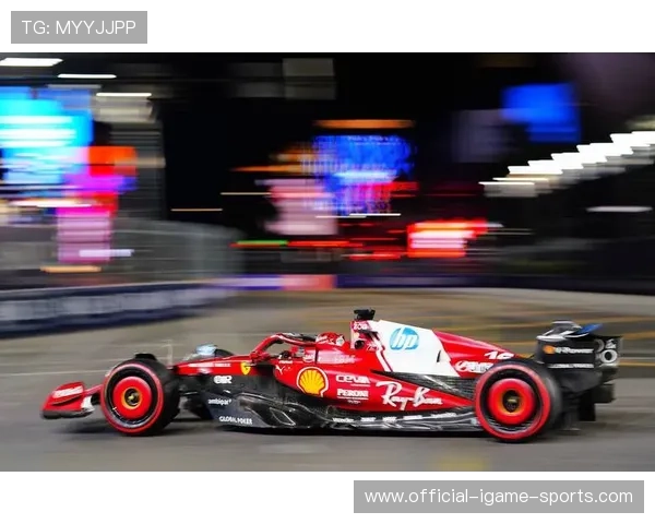 赛车大奖赛提前排位，顶级车队争夺杆位，赛车竞技赛